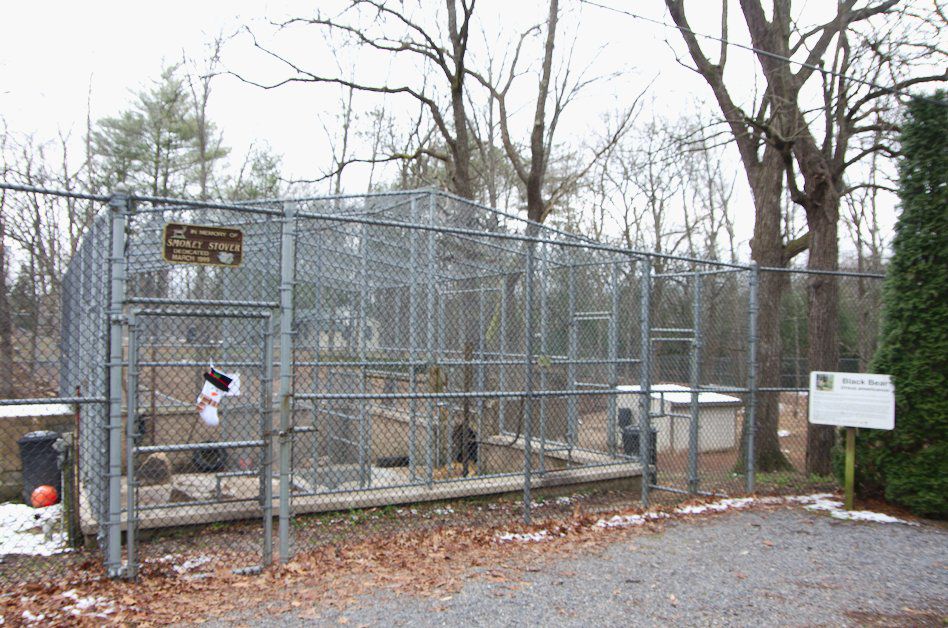 union sportsmen bear enclosure.jpg